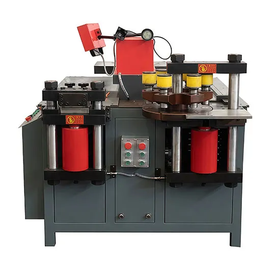 Máquina procesadora de barras colectoras CNC