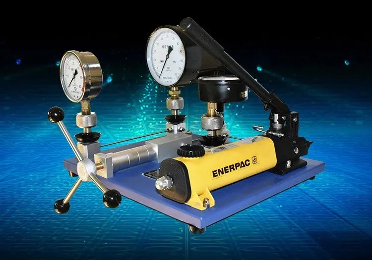 Pressure Gauge Calibrator