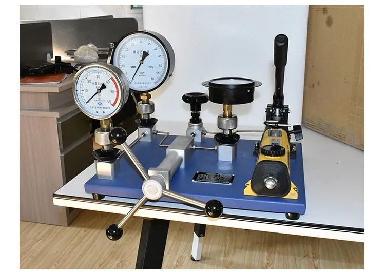 Pressure Gauge Calibrator