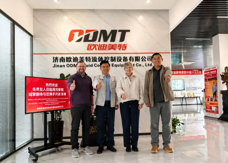 U.S. Customer Visits Shandong Highlight Machinery Co., Ltd. to Inspect the Pulse Fatigue Test Bench