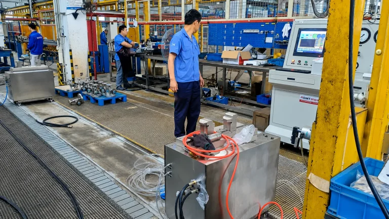 Magnetic Flap Level Gauge Test Equipment Commissioning and Training in Qidong, Jiangsu