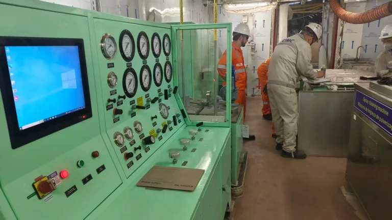 Highlight Completes Acceptance Work for Computer Control Safety Valve Test Bench in Yantai